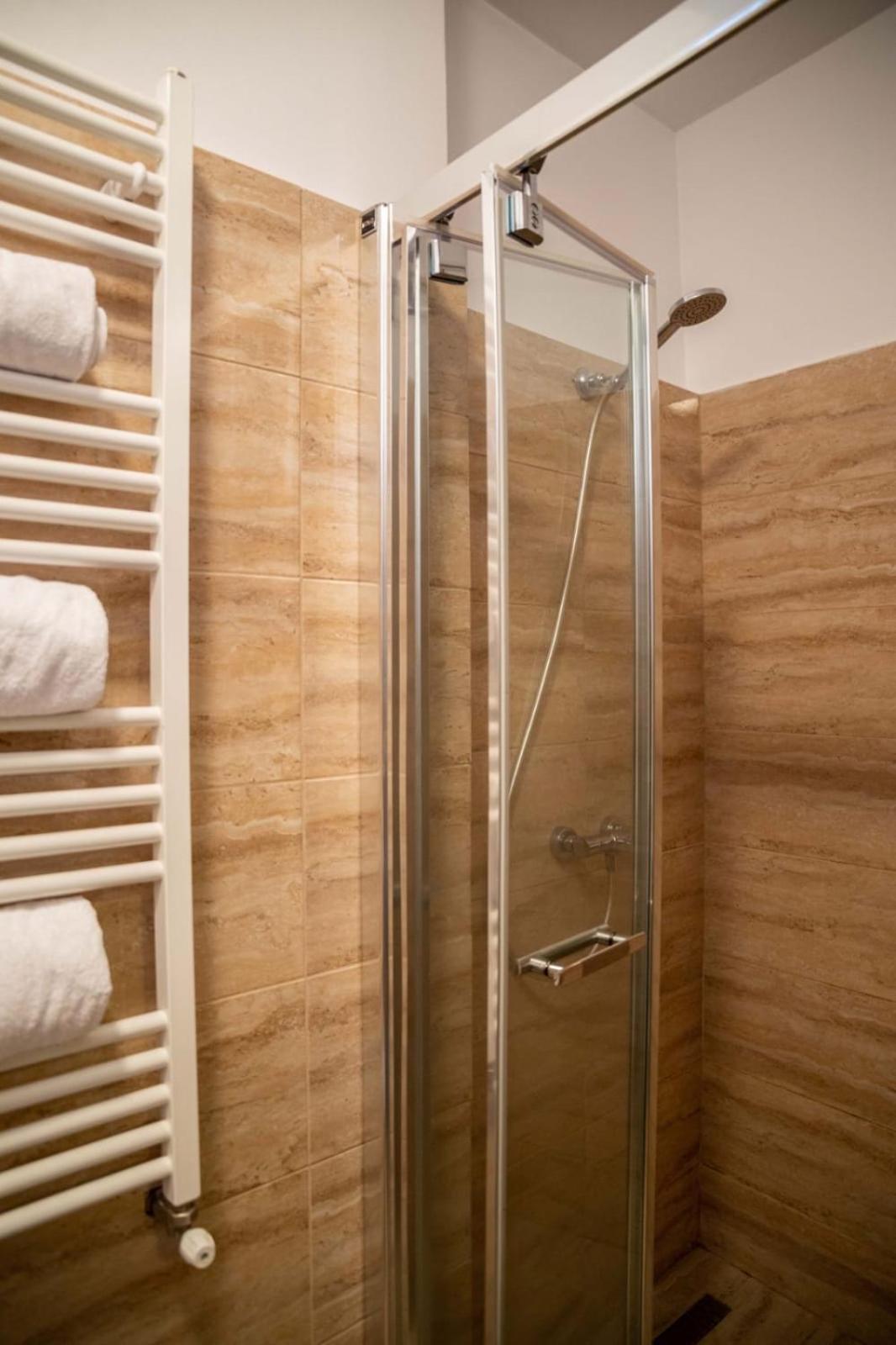 Old Town Superior Apartment