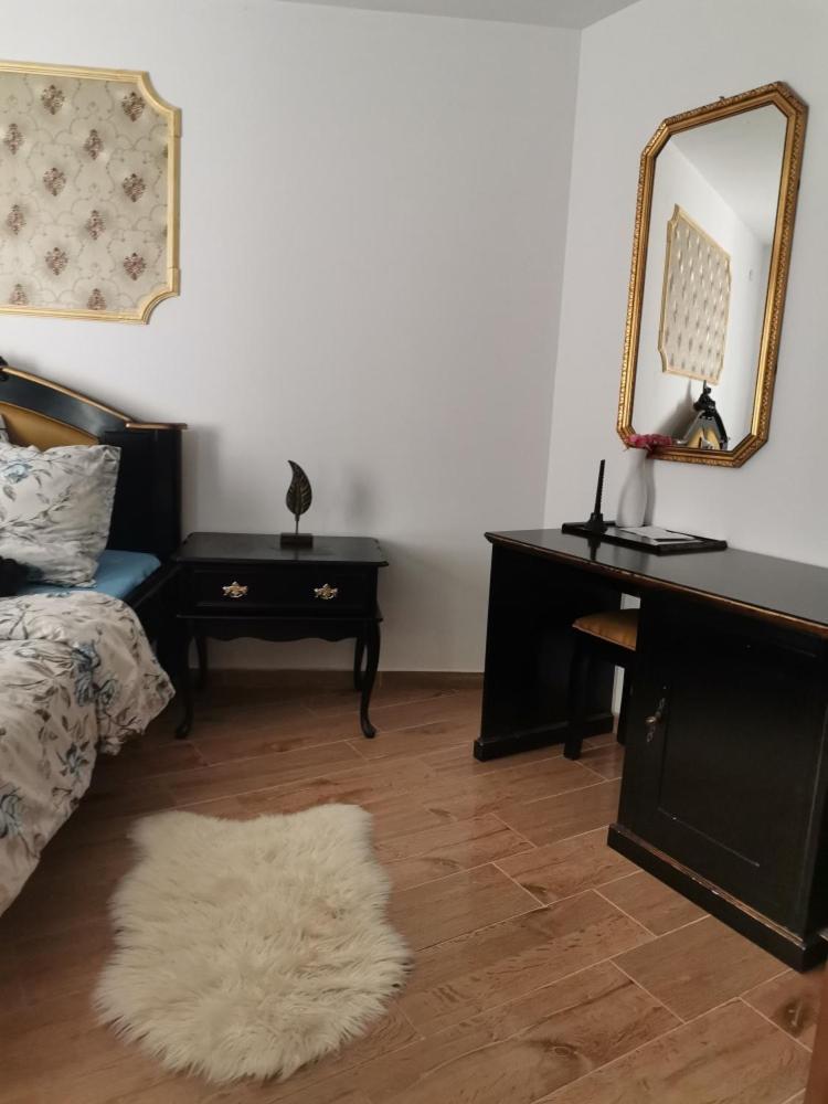 Old Town Superior Apartment *